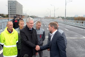 Мэр Москвы Сергей Собянин запустил движение по новой эстакаде на Волоколамском шоссе