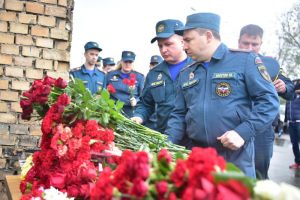 Москвичи помогут детям погибшего в Гольяново пожарного
