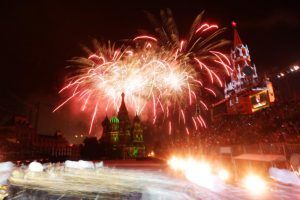 33,43 процента респондента проголосовали за проведение праздничного фейерверка в День города. Фото: "Вечерняя Москва"