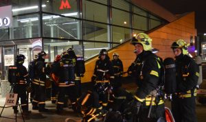 Пожарные и спасатели Новой Москвы провели первые учения в метро. Фото: пресс-служба Департамента ГОЧСиПБ