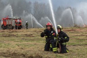 Командно-штабные учения по практической отработке действий по тушению природного пожара состоялись сегодня на территории Новой Москвы. Фото: Пресс-служба Управления по ЦАО Главного управления МЧС России по г. Москве