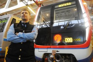 Около 70 новых поездов «Москва» начнут курсировать в метро до конца года. Фото: Александр Кожохин, «Вечерняя Москва»