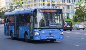 Примерно 200 дополнительных автобусов станут ездить по городу. Фото: официальный сайт мэра Москвы
