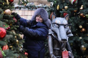 Психолог посоветовала отложить украшение елки до 31 декабря. Фото: Светлана Колоскова, «Вечерняя Москва»