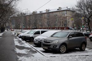 Новые парковочные места появятся в районе к началу июля. Фото: Анна Быкова