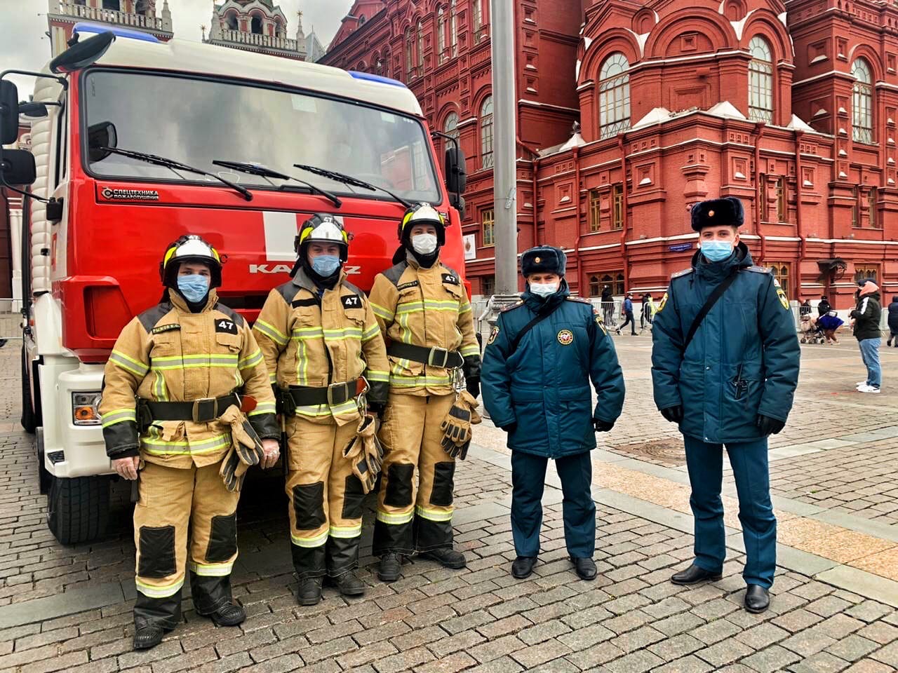 Контроль за обеспечением пожарной безопасности на Красной площади во время  мероприятия, приуроченного 79-годовщине военного парада