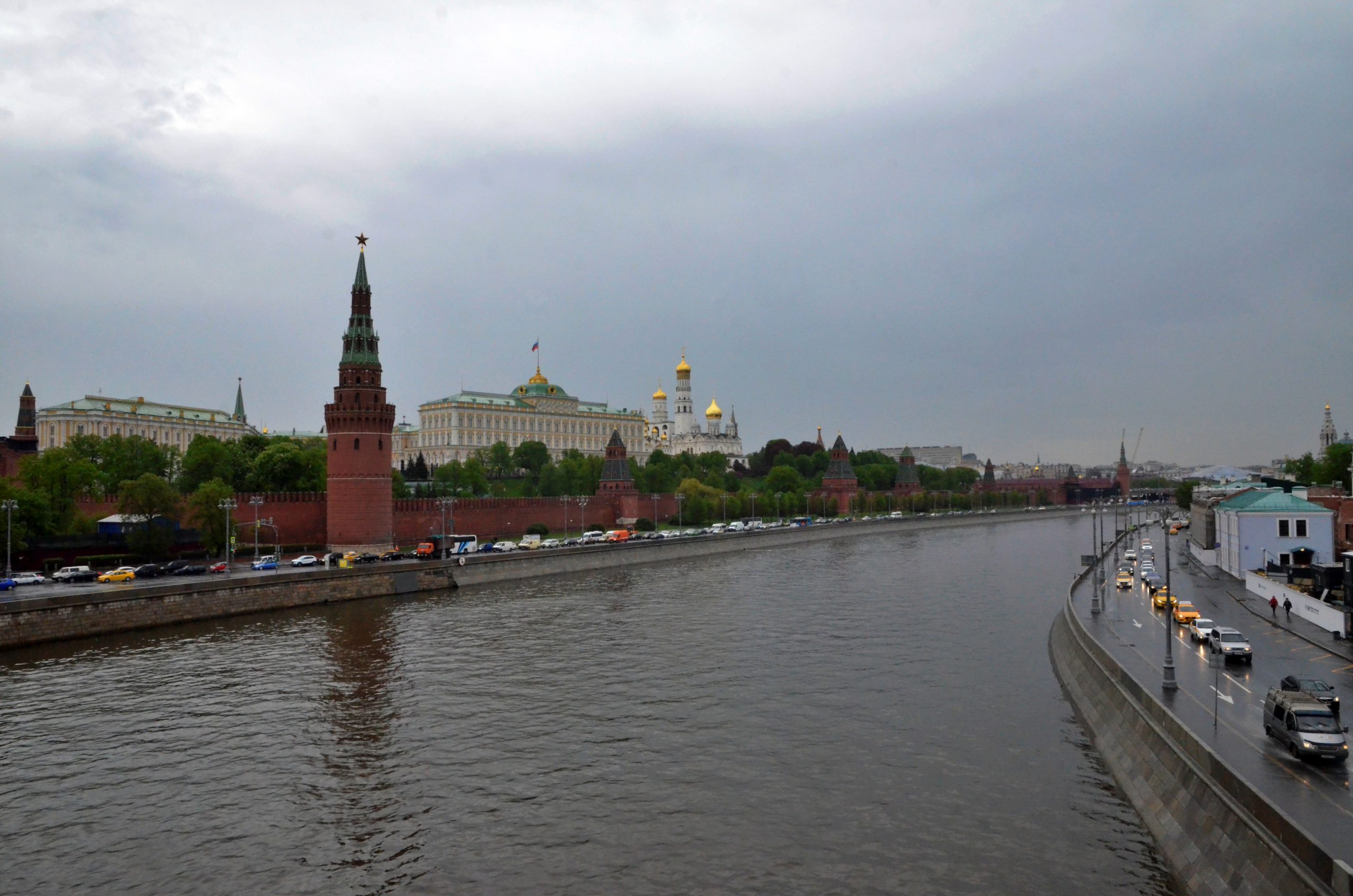 Moscow id. Замоскворечье река.