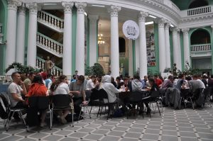 Студенты Педагогического университета посетили Пушкинский музей. Фото: Денис Кондратьев
