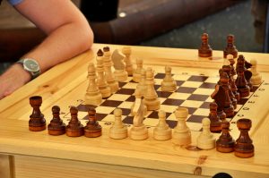 Открытый урок по шахматам организуют в районном центре досуга. Фото: Анна Быкова