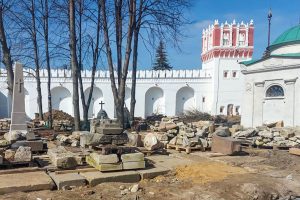 Следы старинного некрополя нашли в Новодевичьем монастыре. Фото: пресс-служба Департамента культурного наследия города Москвы