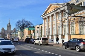 Фотовыставку о женах солдат покажут в районной управе. Фото: Анна Быкова, «Вечерняя Москва»