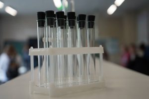 Новую молекулу для лекарства от ПТСР разработали ученые Сеченовского университета. Фото: Анна Быкова, «Вечерняя Москва»