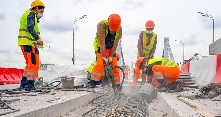 Стартовала замена швов на Крымском мосту . Фото: пресс-служба комплекса городского хозяйства Москвы