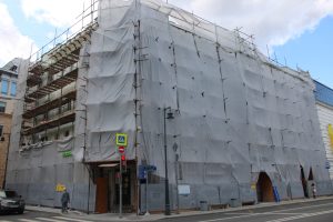 Фасад бывшего доходного дома Бройдо отремонтруют в районе. Фото: Страница управы сайта района Хамовники в сооциальных сетях. 