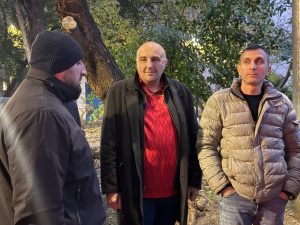 Обход территории провел глава управы. Фото: страница управы района Хамовники в социальных сетях.