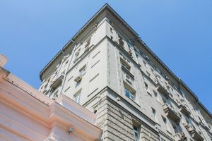 Историческое здание с модульонами приведут в порядок в районе. Фото: Фонд капитального ремонта многоквартирных домов города Москвы