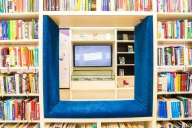 Встреча с писателем состоится в «Гайдаровке». Фото: Ксения Догонашева, «Вечерняя Москва»