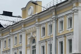 Старейшую аптеку привели в порядок в районе. Фото: страница управы района Хамовники в социальных сетях