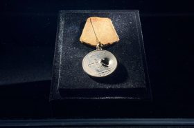 Мировые судьи Москвы почтили память героев Великой Отечественной войны. Фото: Пресс служба департамента по обеспечению деятельности мировых судей города Москвы