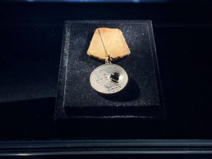 Мировые судьи Москвы почтили память героев Великой Отечественной войны. Фото: Пресс служба департамента по обеспечению деятельности мировых судей города Москвы 