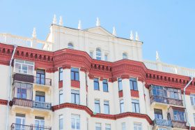 Дому на Фрунзенской улице вернули исторический фасад в рамках капремонта. Фото: Фонд капитального ремонта многоквартирных домов